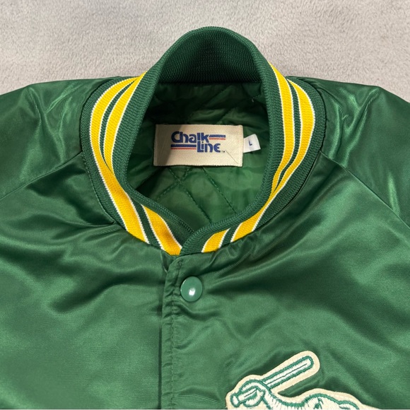 Rare 80’s 90’s Oakland A’s Chalk Line Satin Jacket Size L Spellout Quilted Lined - Picture 2 of 5